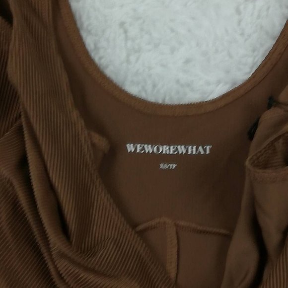 We Wore What Womens Active Romper Brown Stretch Scoop Neck Sleeveless XS New - Picture 7 of 10